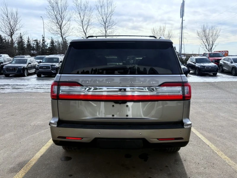 Lincoln Navigator RESERVE/1 СОБСТВЕНИК/360 ЕВРО НА МЕСЕЦ, снимка 6 - Автомобили и джипове - 53595733