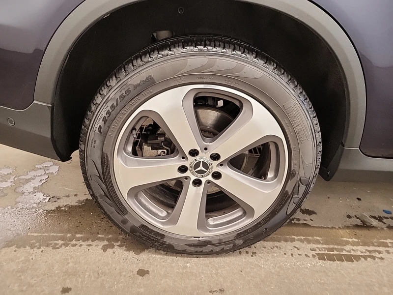 Mercedes-Benz GLC 300 * CARFAX * ВЪЗМОЖНОСТ ЗА ФИНАНСИРАНЕ - 36700 лв. - 96520088 16