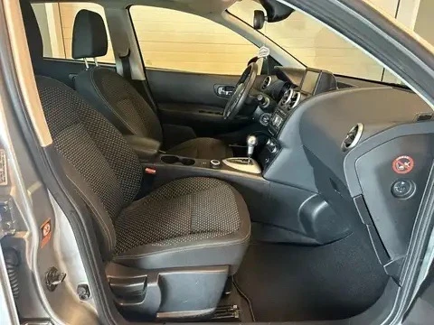 Nissan Qashqai 2, 0i-4х4/АВТОМАТИК/ПАНОРАМА/KEYLESS/ПОДГРЕВ/ТОП!!, снимка 9 - Автомобили и джипове - 52840978