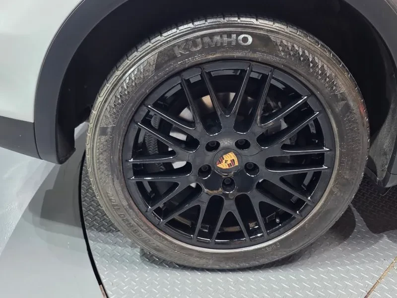 Porsche Cayenne 3.0 DIESEL PLATINUM EDITION, снимка 5 - Автомобили и джипове - 54911704