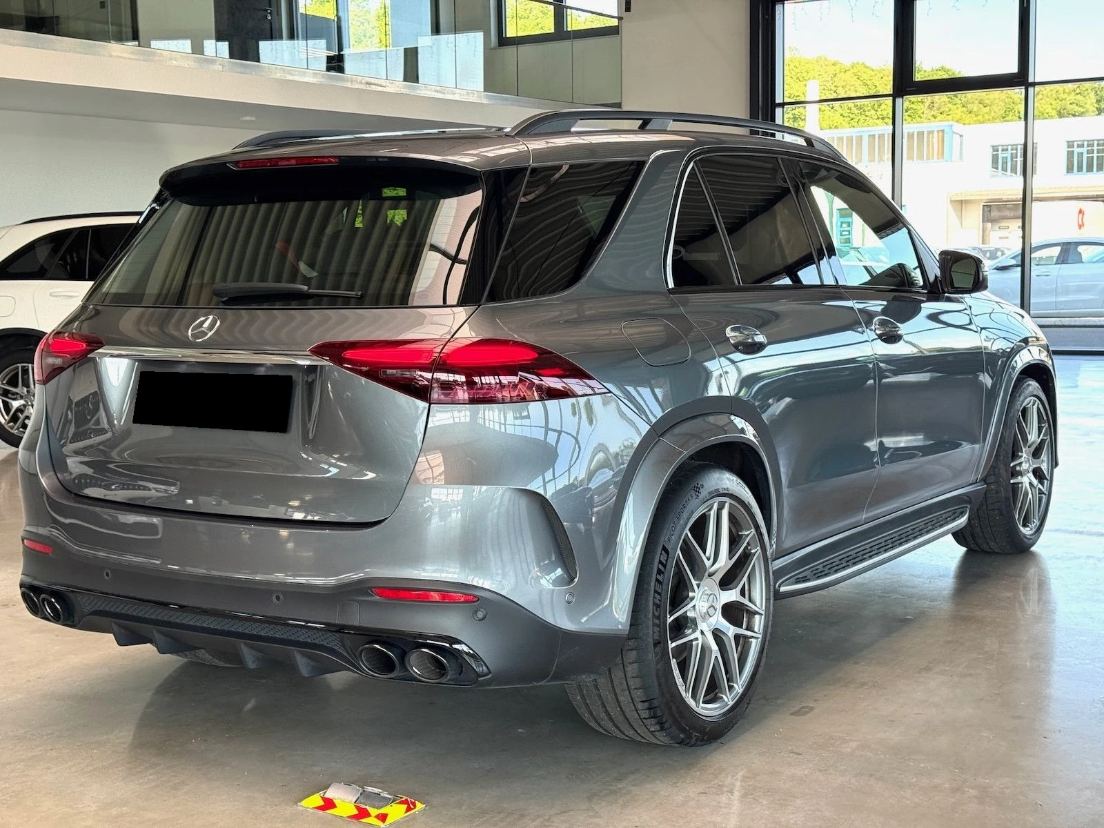 Mercedes-Benz GLE 53 4MATIC AMG/ FACELIFT/ BURM/ PANO/ 360/ AIRMATIC/ 22/ - изображение 6