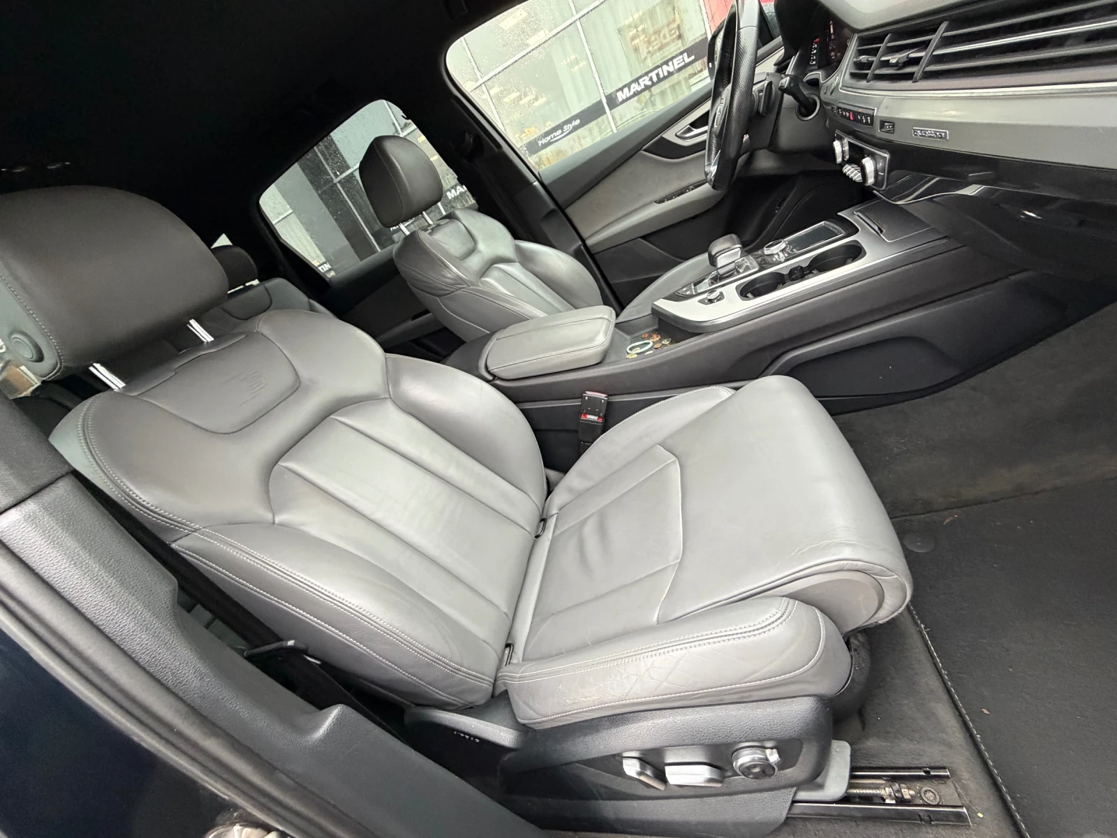 Audi Q7 Sline* Plus* 3.0TDI* 7места* УНИКАТ - изображение 6