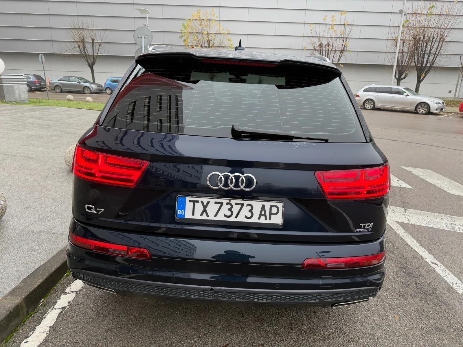 Audi Q7 Sline* Plus* 3.0TDI* 7места* УНИКАТ - изображение 5