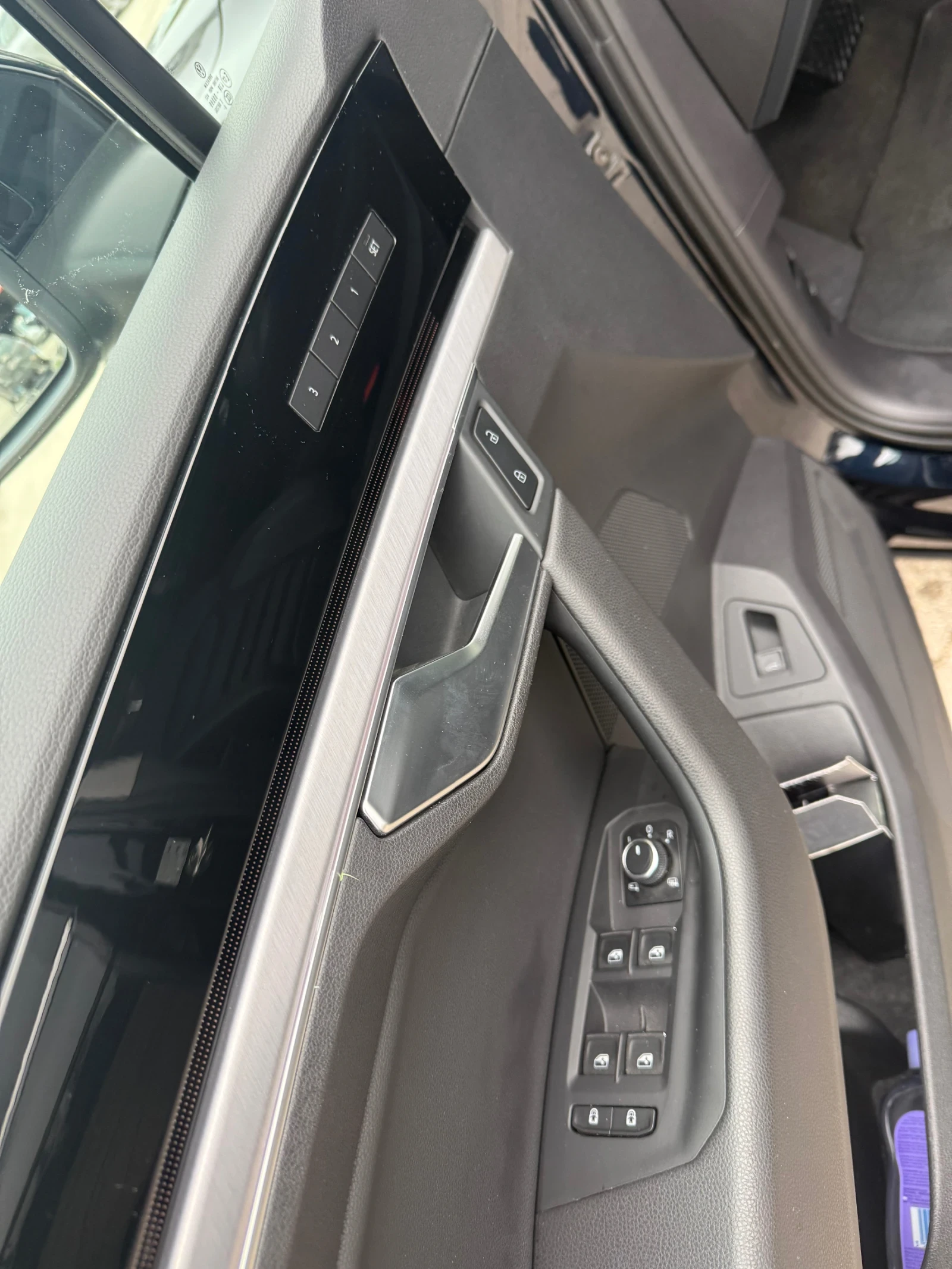 VW Touareg  - изображение 10