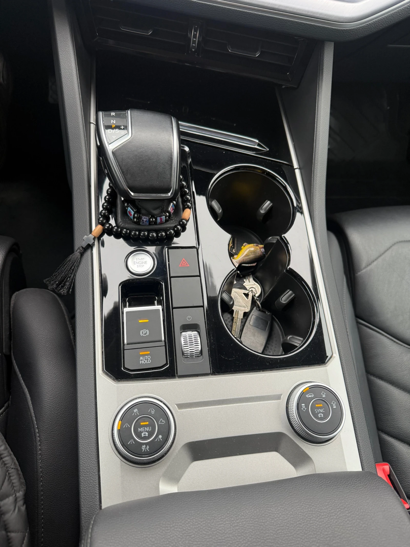 VW Touareg  - изображение 9