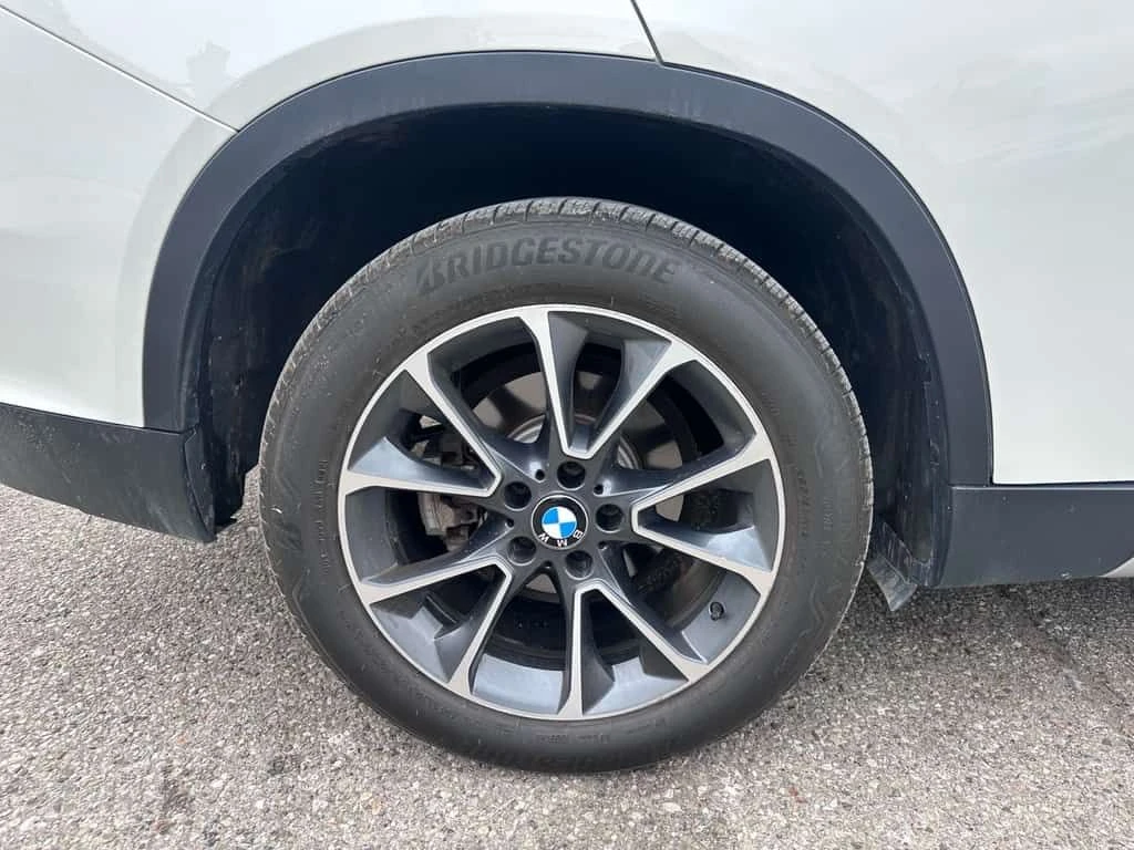 BMW X5 * XDrive35d Sports Activity Vehicle * CARFAX * ЦЕН, снимка 13 - Автомобили и джипове - 53759943