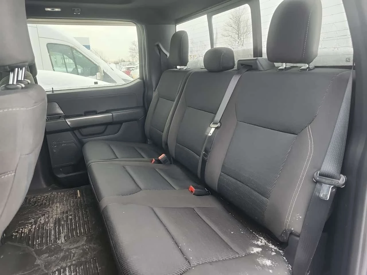 Ford F150 XLT CREW CAB SHORT BED  * CARFAX * , снимка 15 - Автомобили и джипове - 53826827