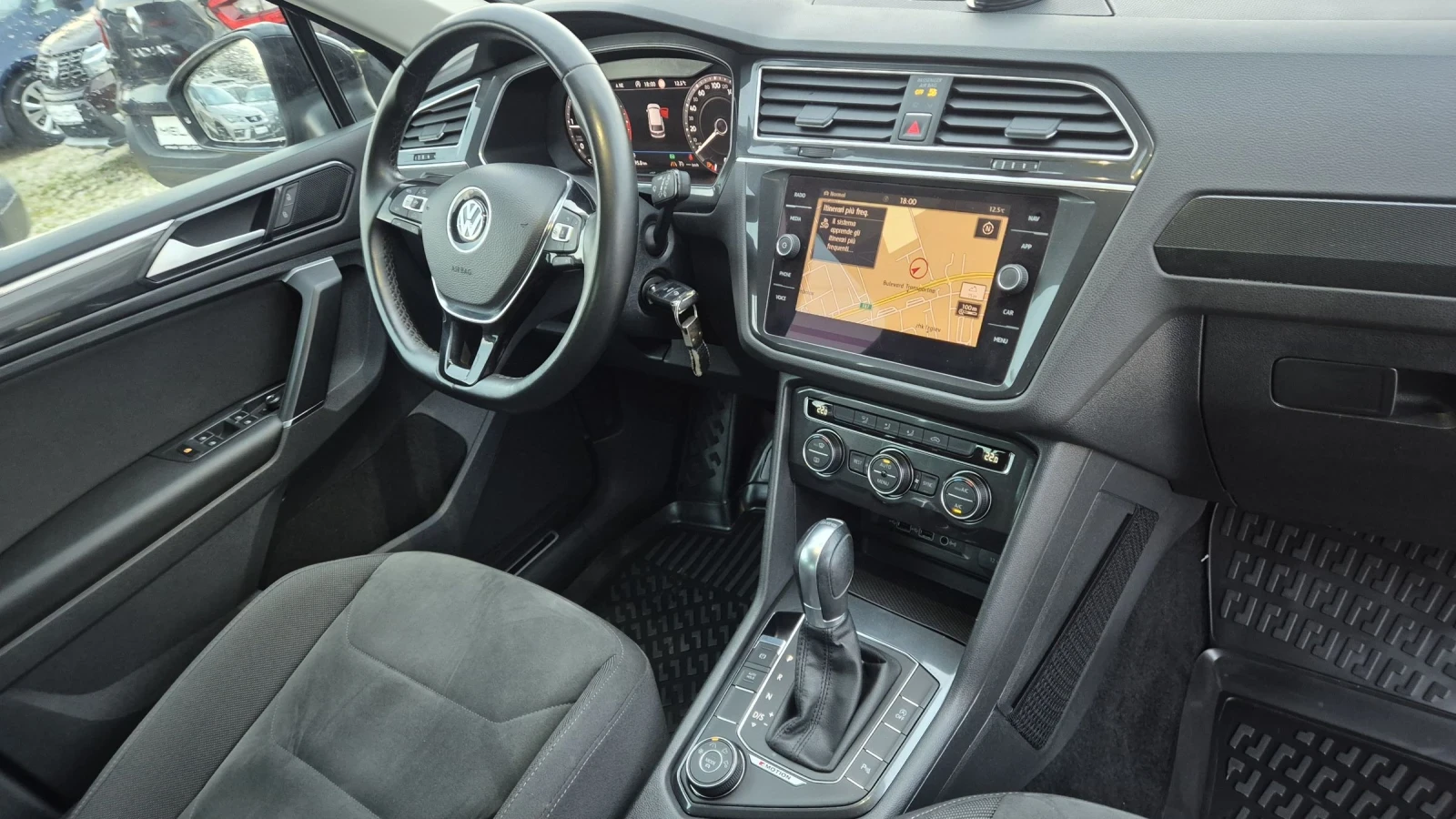 VW Tiguan 2.0TDI DIGITAL 4 MOTION 100%РЕАЛНИ КМ ЛИЗИНГ ВИДЕО, снимка 5 - Автомобили и джипове - 54033747