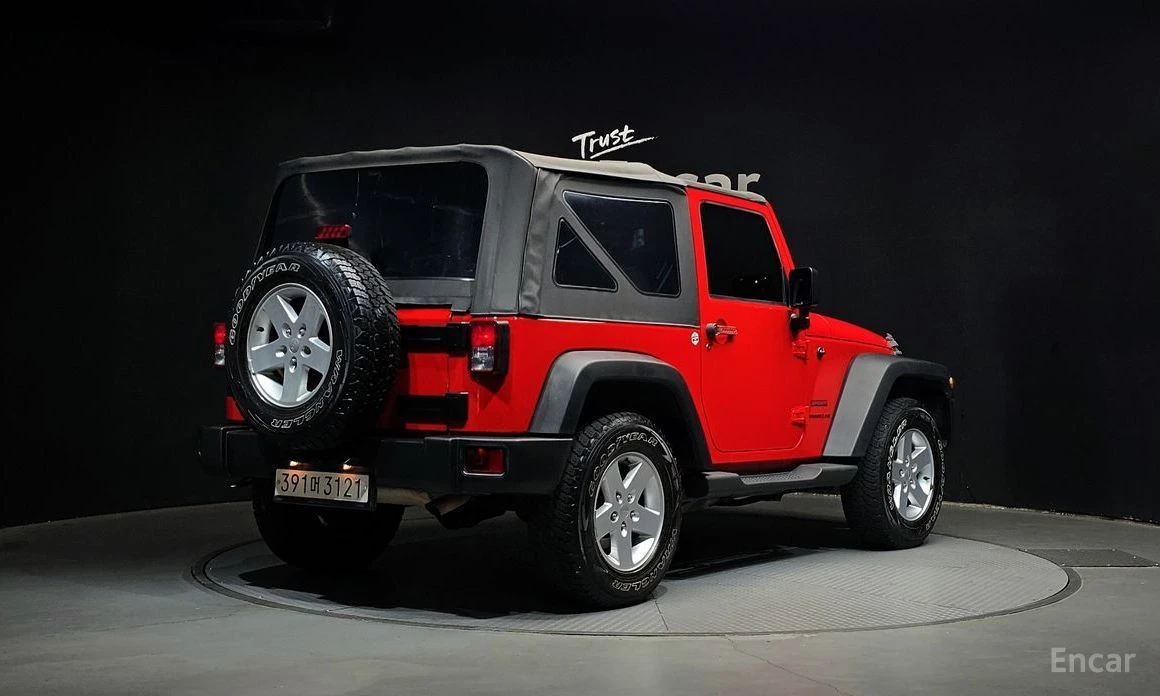 Jeep Wrangler, снимка 2 - Автомобили и джипове - 54037175