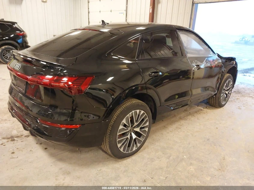 Audi Q8 e-tron Sportback S line Premium Plus quattro, снимка 4 - Автомобили и джипове - 54770074