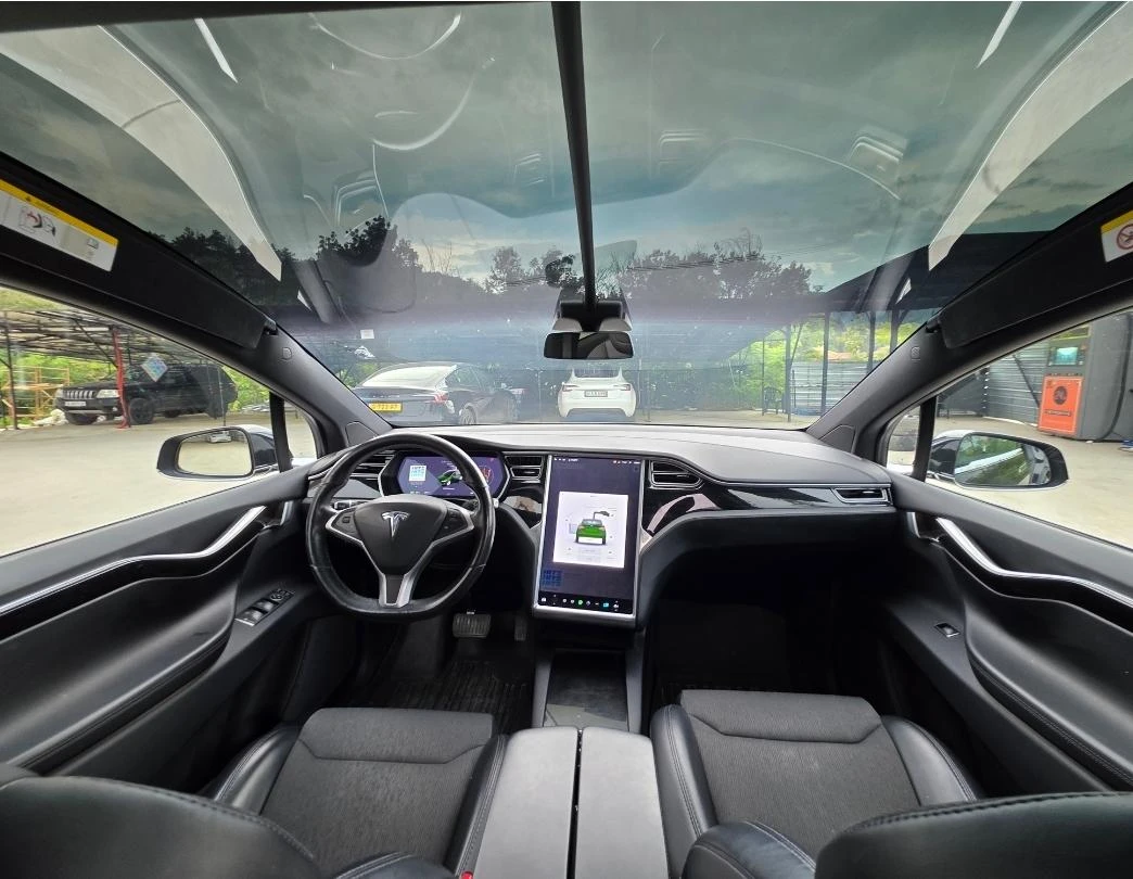Tesla Model X 4х4 Перфектен ГАРАНЦИЯ, снимка 12 - Автомобили и джипове - 54782946