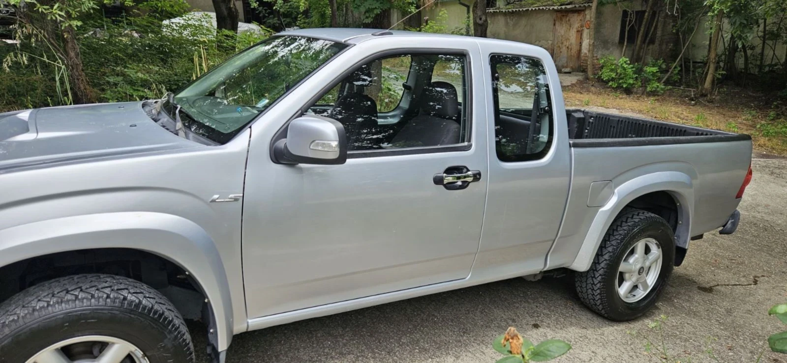 Isuzu D-max, снимка 2 - Автомобили и джипове - 54944421