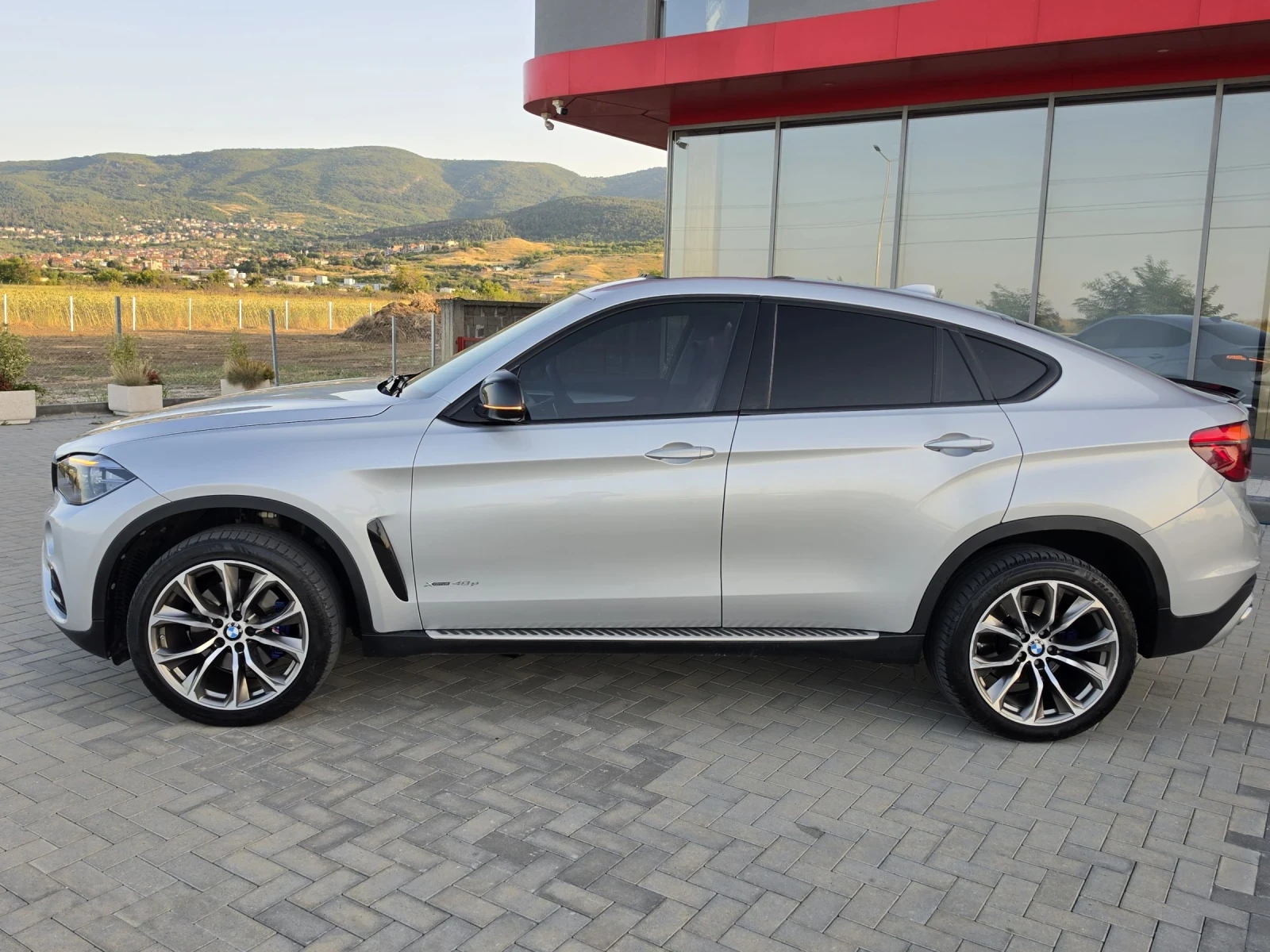 BMW X6 4.0d/X-drive/NAVI/EL/360CAM/HADE-UP/FUL FUL, снимка 7 - Автомобили и джипове - 55425608