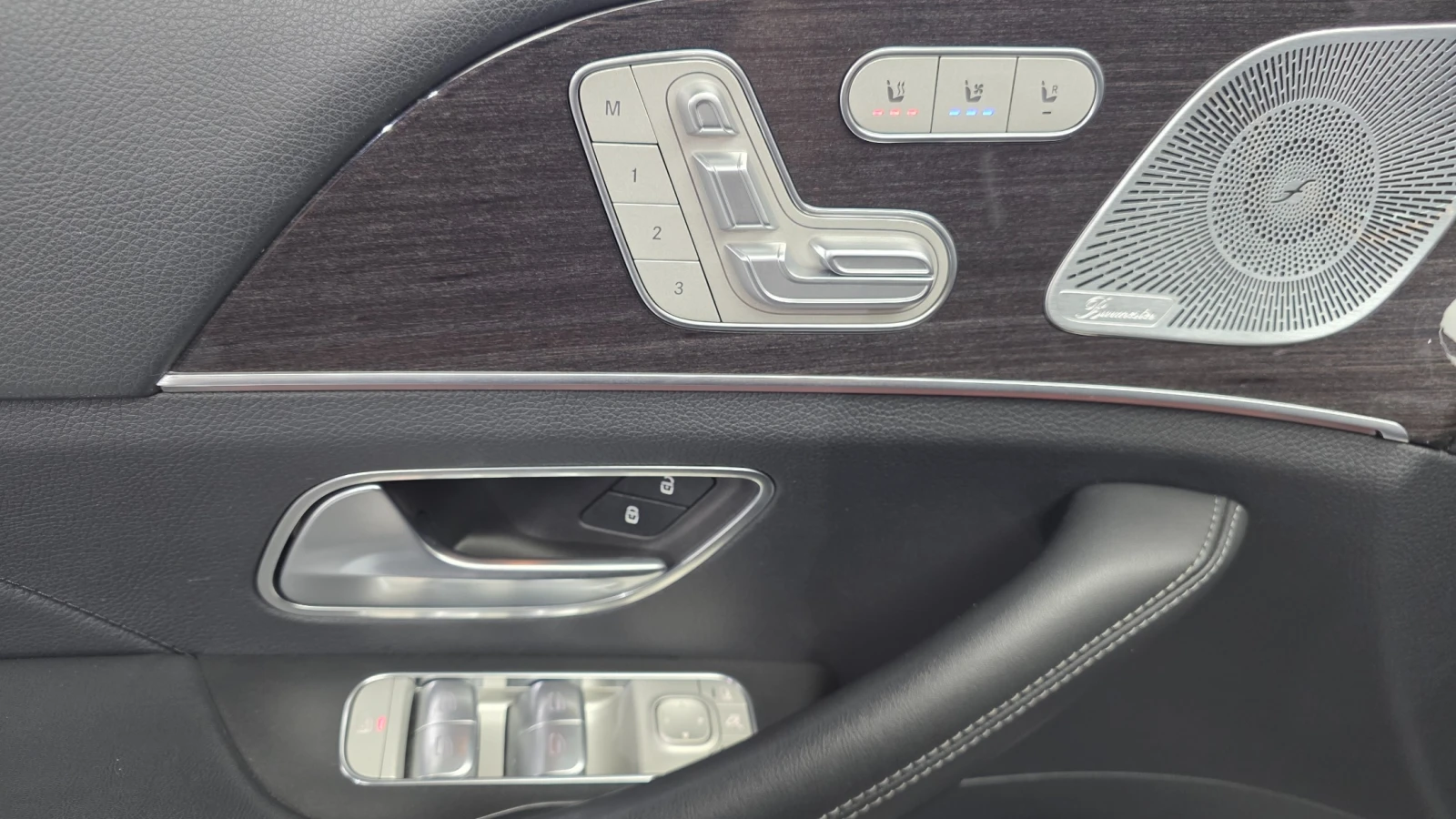 Mercedes-Benz GLE 400 3.0 4MATIC, FULL, снимка 13 - Автомобили и джипове - 55523140