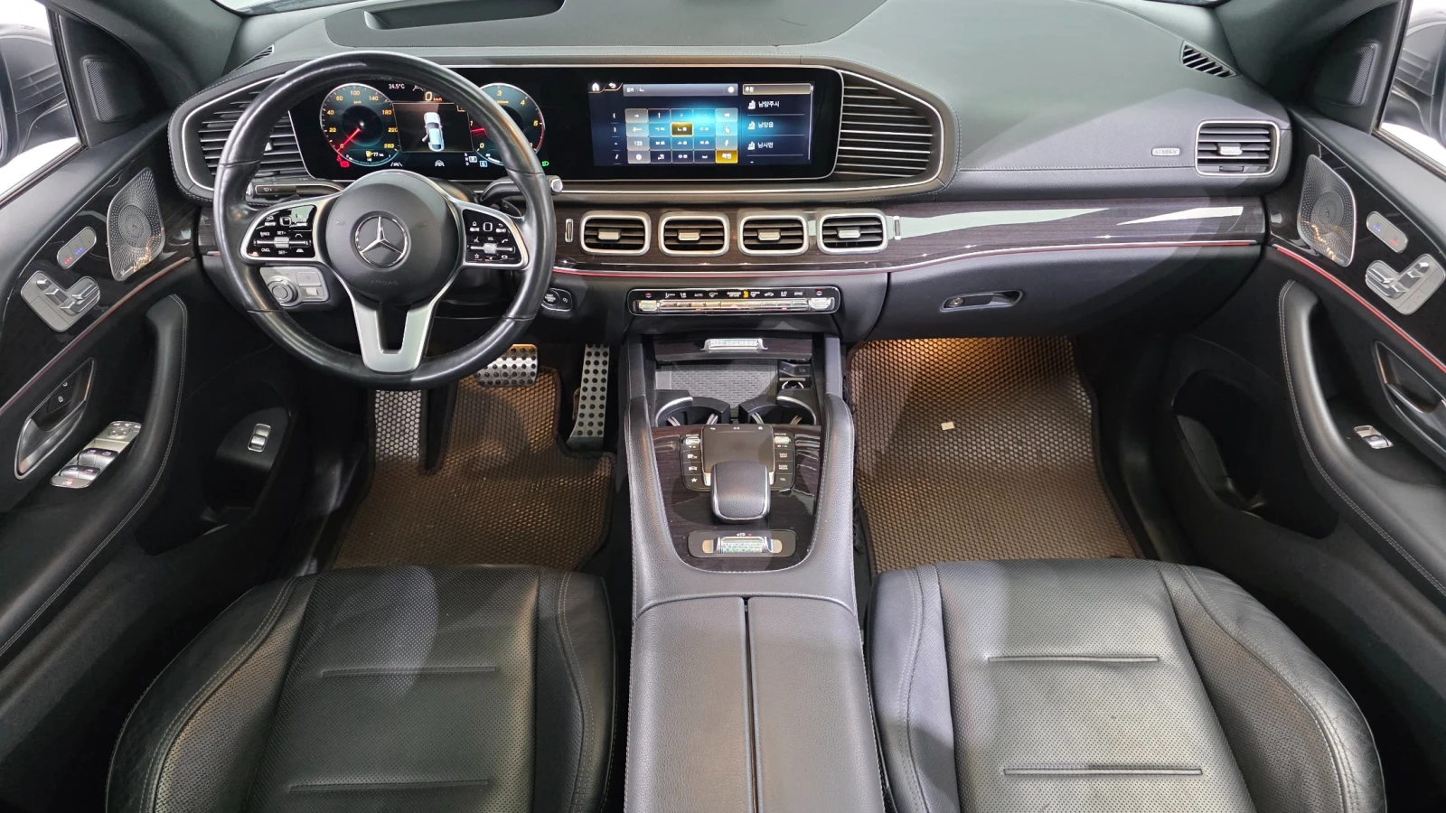 Mercedes-Benz GLE 400 3.0 4MATIC, FULL, снимка 6 - Автомобили и джипове - 55523140