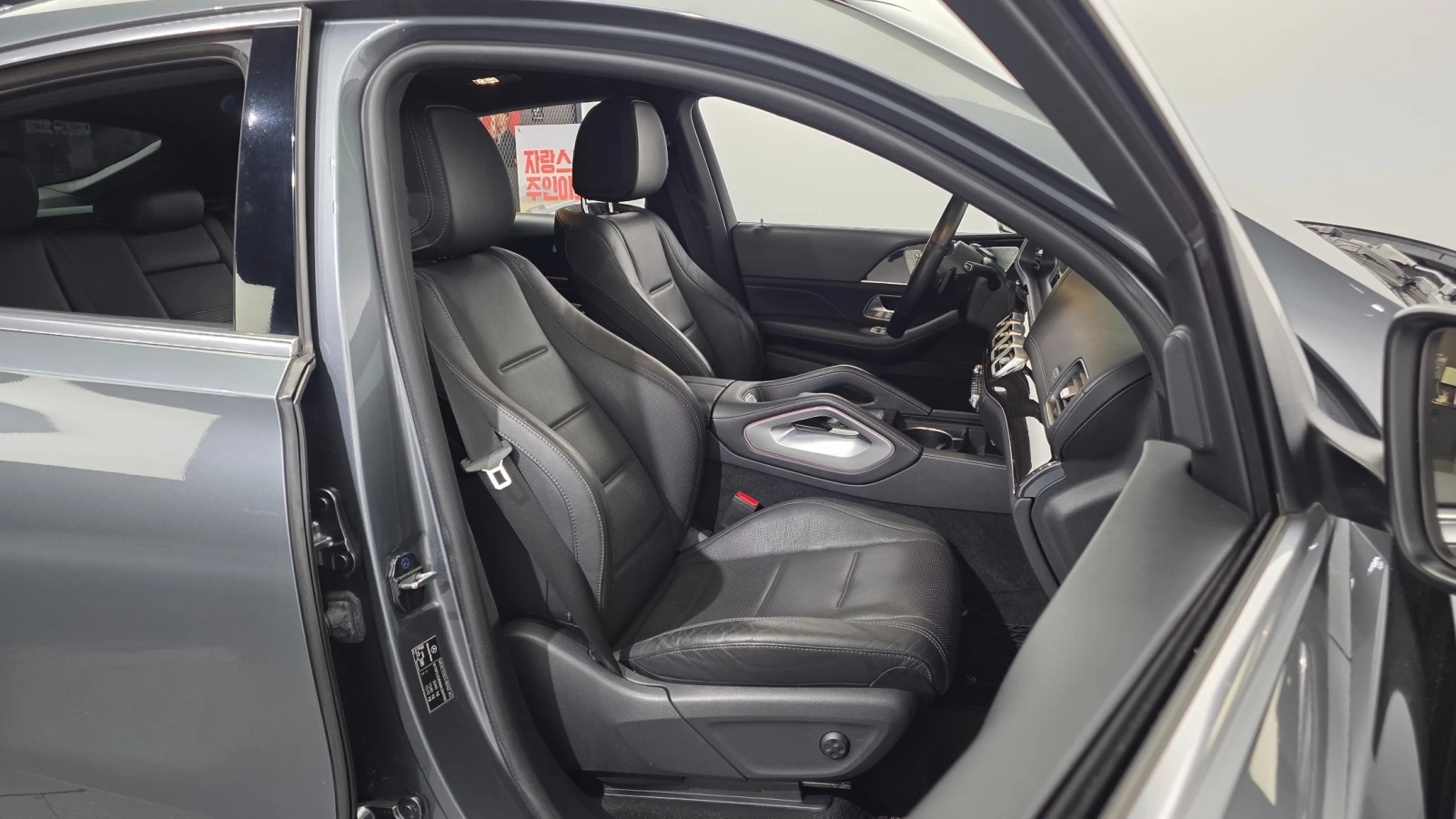 Mercedes-Benz GLE 400 3.0 4MATIC, FULL, снимка 11 - Автомобили и джипове - 55523140