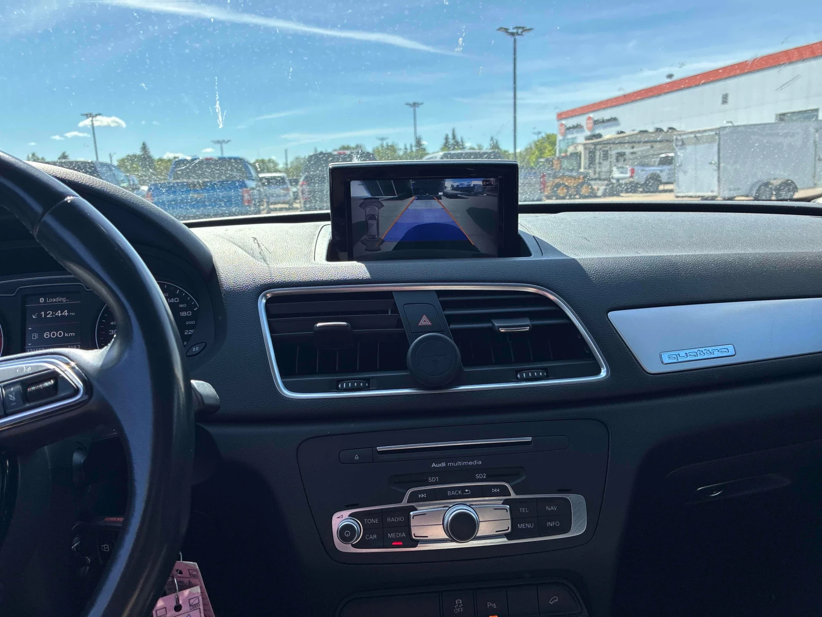 Audi Q3 * АВТОКРЕДИТ * ГЛАВНО ПРЕДСТАВИТЕЛСТВО, снимка 9 - Автомобили и джипове - 55927431