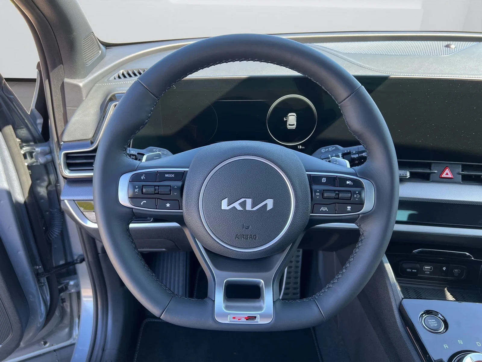 Kia Sportage 1.6HEV/215HP/GT-LINE/4X4/360/H&K/ACC/KLESS/146a | Mobile.bg � ����������� 10