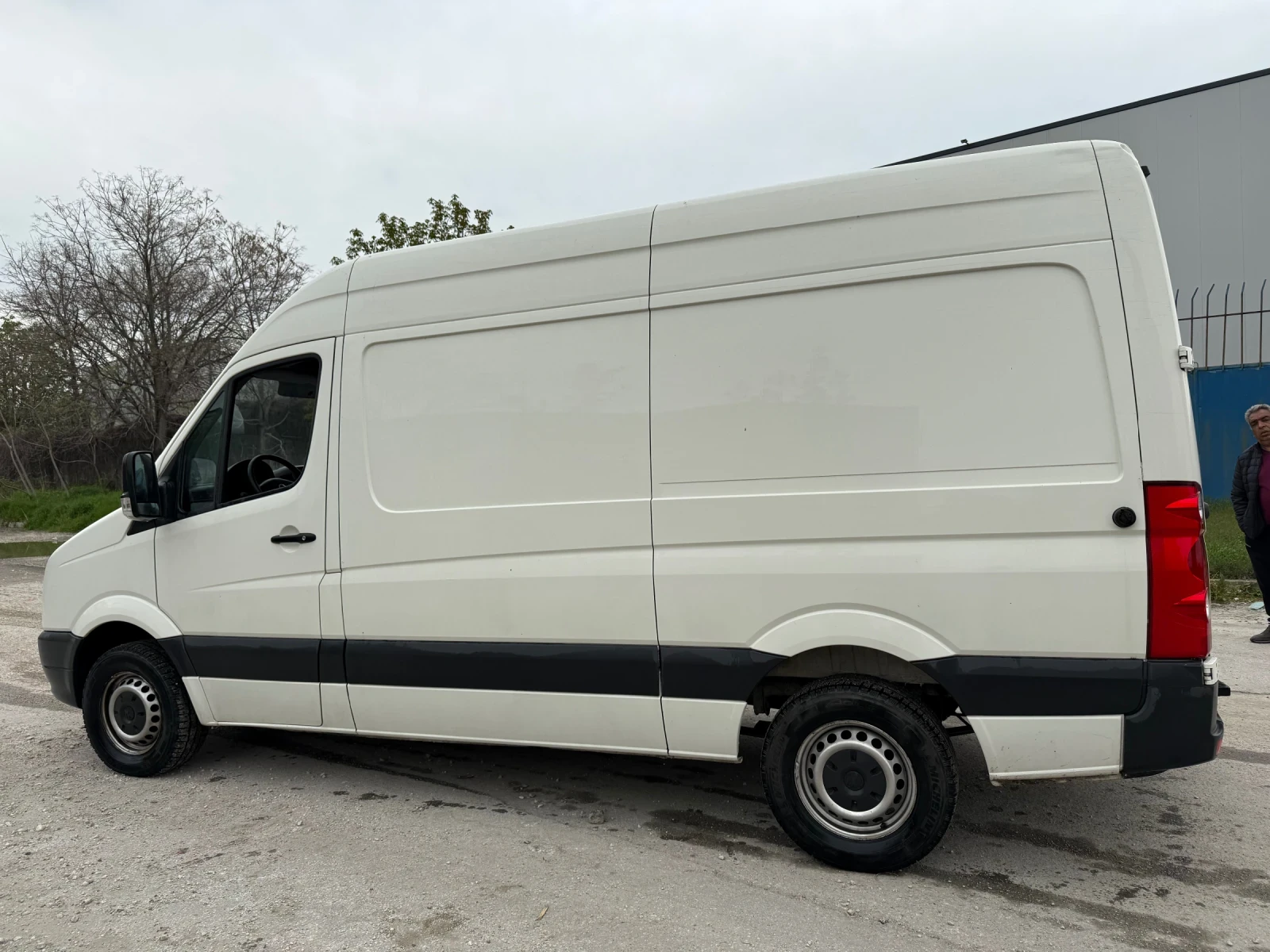 VW Crafter, снимка 8 - Бусове и автобуси - 54319522
