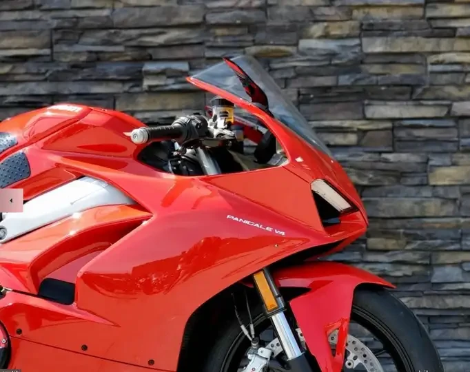 Ducati Panigale  V4, снимка 7 - Мотоциклети и мототехника - 54947876