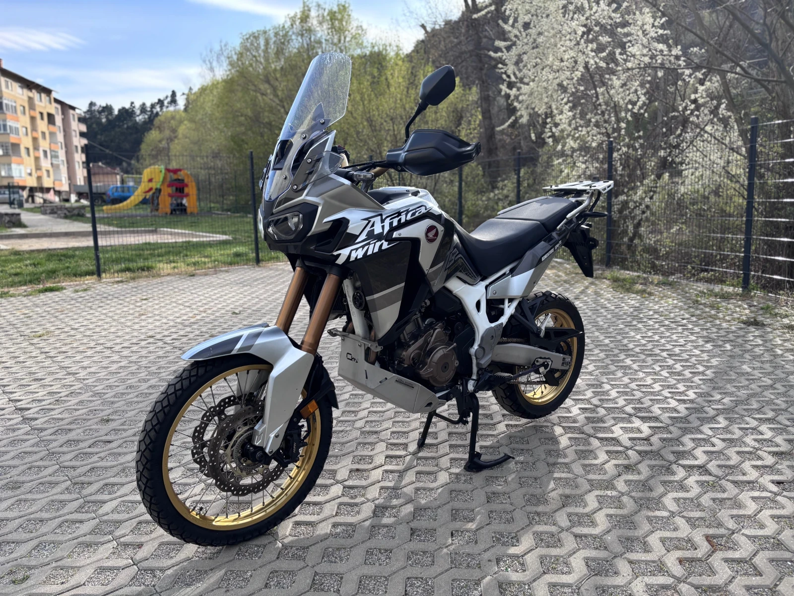 Honda Crf Adventure Sport* DCT* LED* ABS* Подаръци в описани, снимка 2 - Мотоциклети и мототехника - 54159706