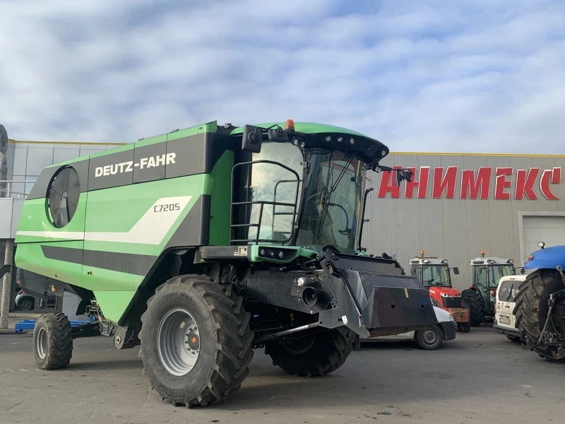 Комбайн Deutz-Fahr C7205, снимка 5 - Селскостопанска техника - 39073955