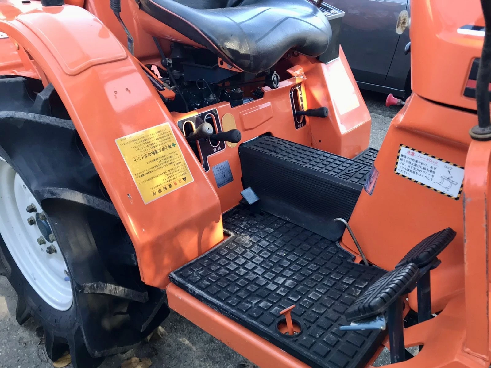 Трактор Kubota BULLTRA B1-14 - изображение 9