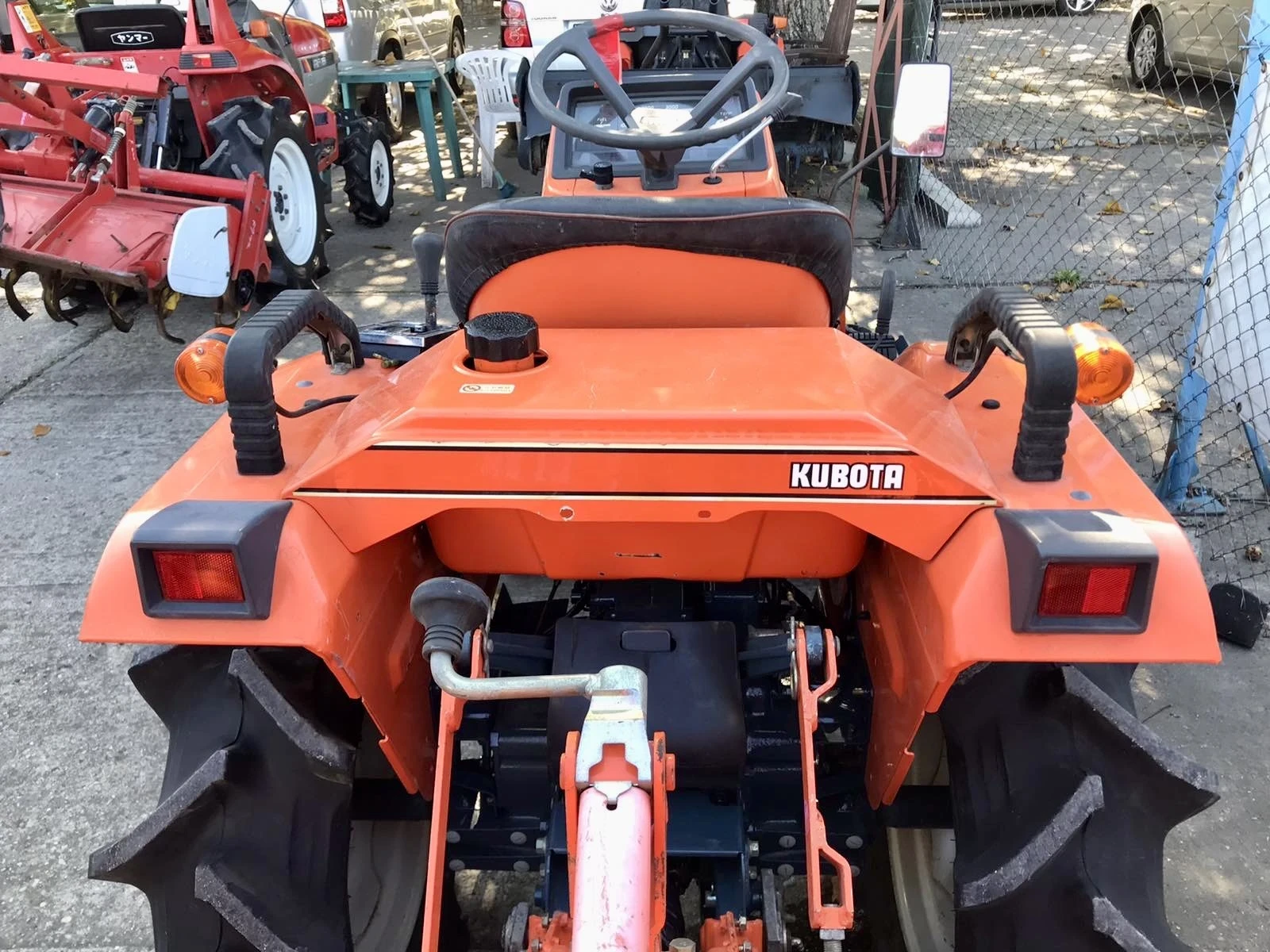 Трактор Kubota BULLTRA B1-14 - изображение 8