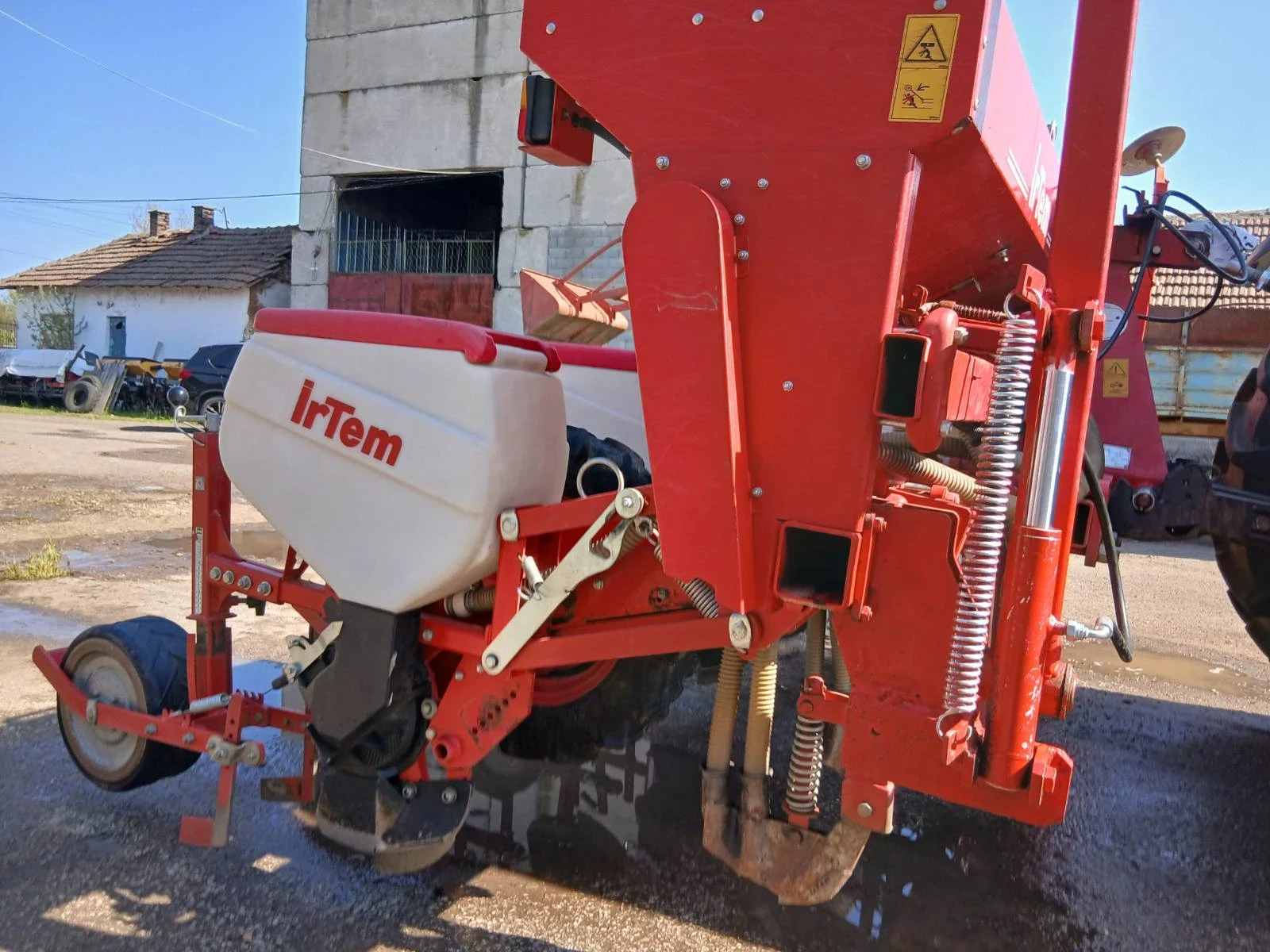 Сеялка IrTem, снимка 3 - Селскостопанска техника - 54239603