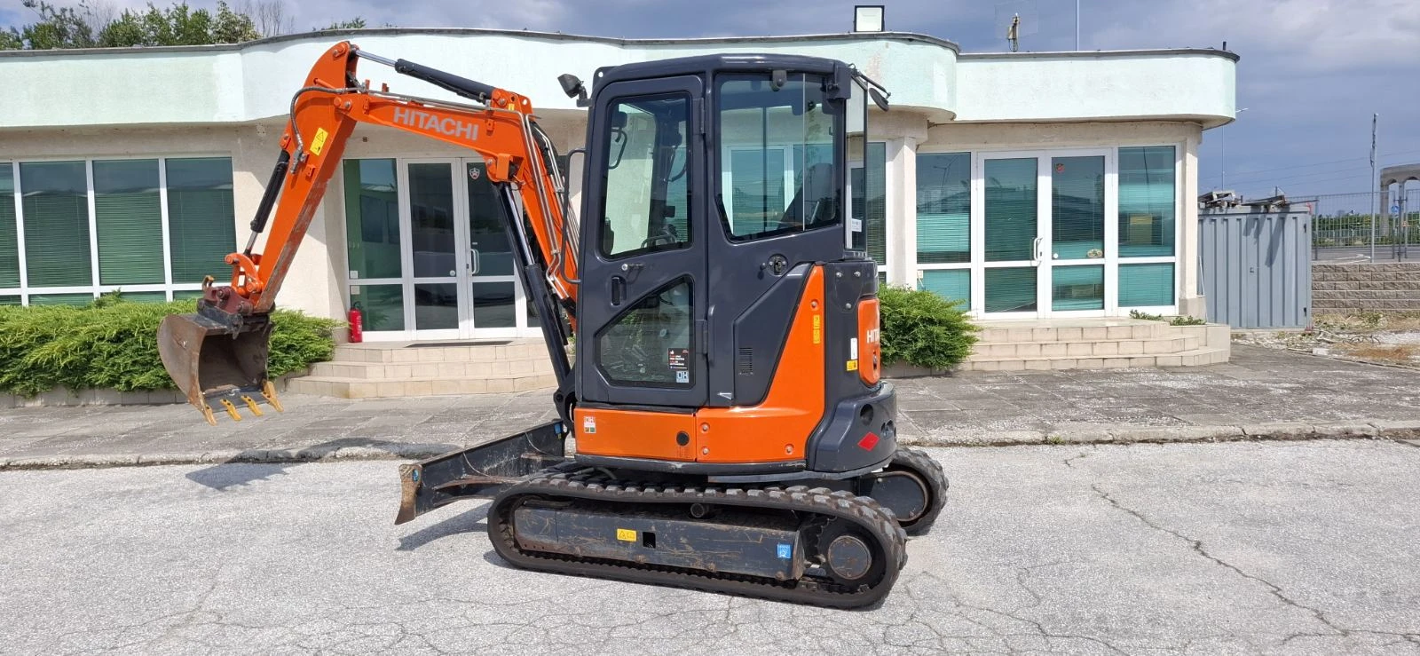 ����� Hitachi ZX33U , �������� | Mobile.bg � ����������� 8