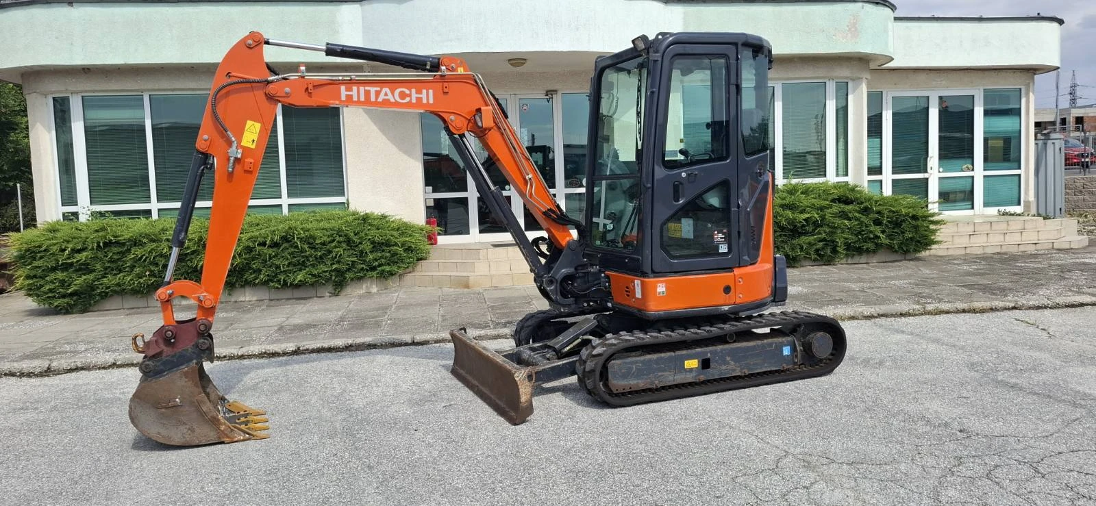 Багер Hitachi ZX33U , КЛИМАТИК