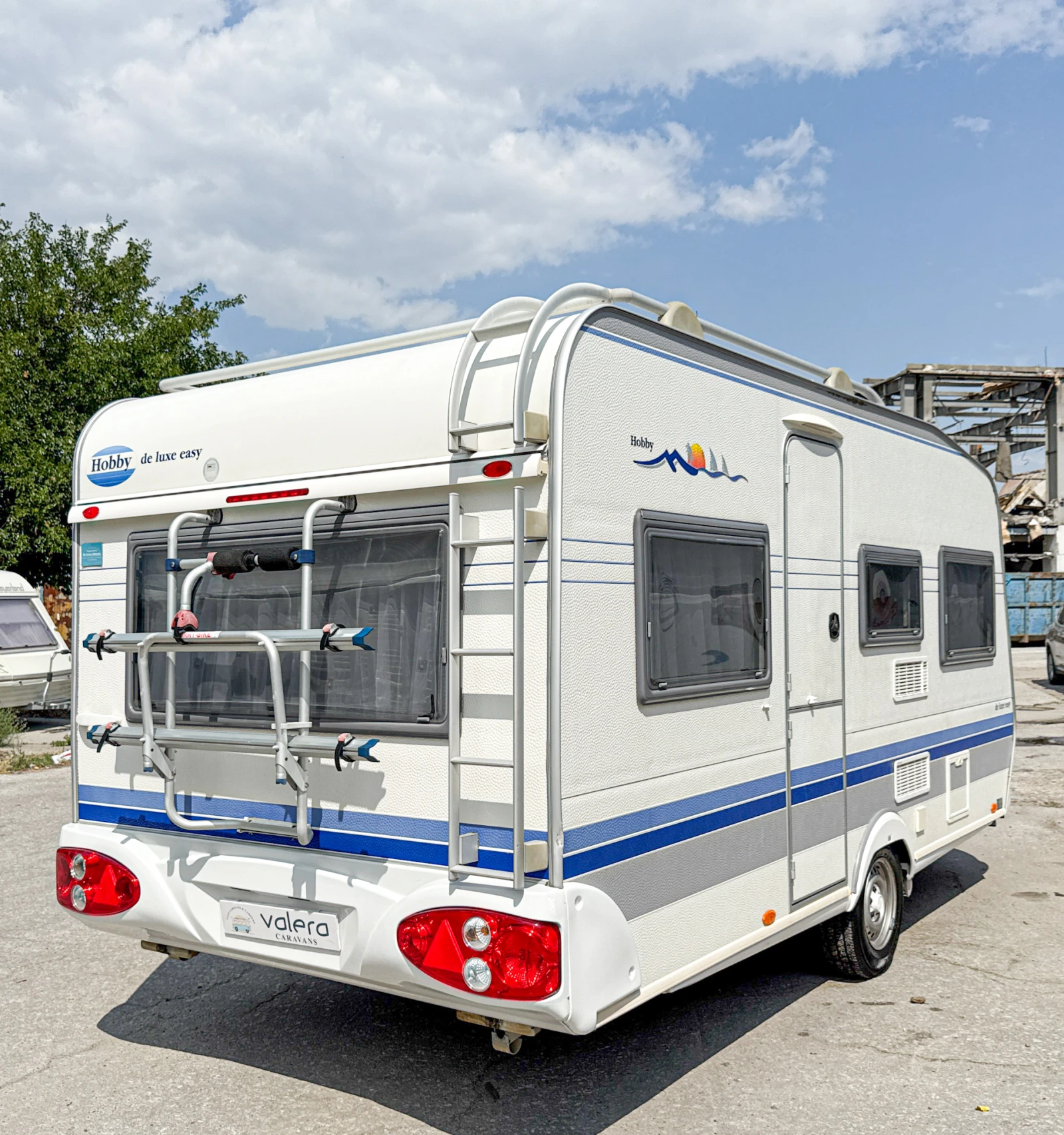 Каравана Hobby DeLuxeEasy 450 - изображение 4