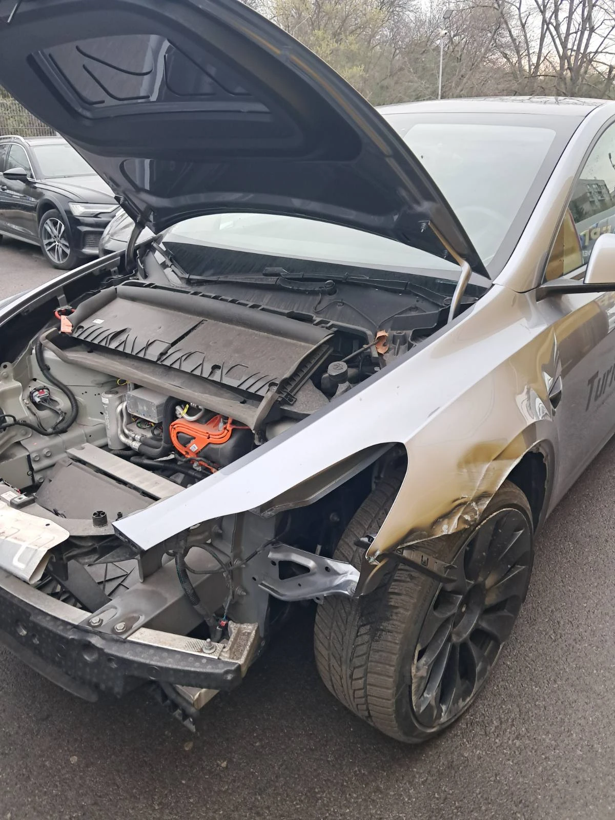 Оригинални авточасти за Тесла модел Y , снимка 3 - Части - 54275796