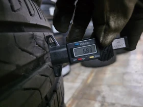 Гуми Летни 235/55R19, снимка 8 - Гуми и джанти - 53632590