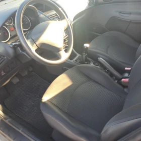 Peugeot 206 1.1 Много запазен автомобил., снимка 13