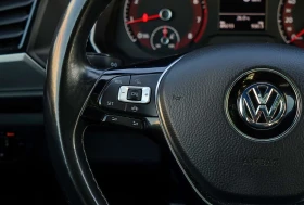 VW Jetta Highline R-Line / ПАНО / ЛИЗИНГ / ЦЕНА до БГ, снимка 9