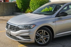 VW Jetta Highline R-Line / ПАНО / ЛИЗИНГ / ЦЕНА до БГ, снимка 2
