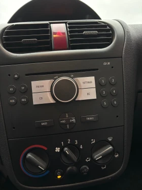 Opel Combo ОБСЛУЖЕН ОТ-ДО - 6500 лв. / 3323.40 € - 31100760 9