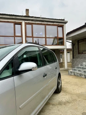 VW Touran - 3200 € / 6258.66 лв. - 26968980 4