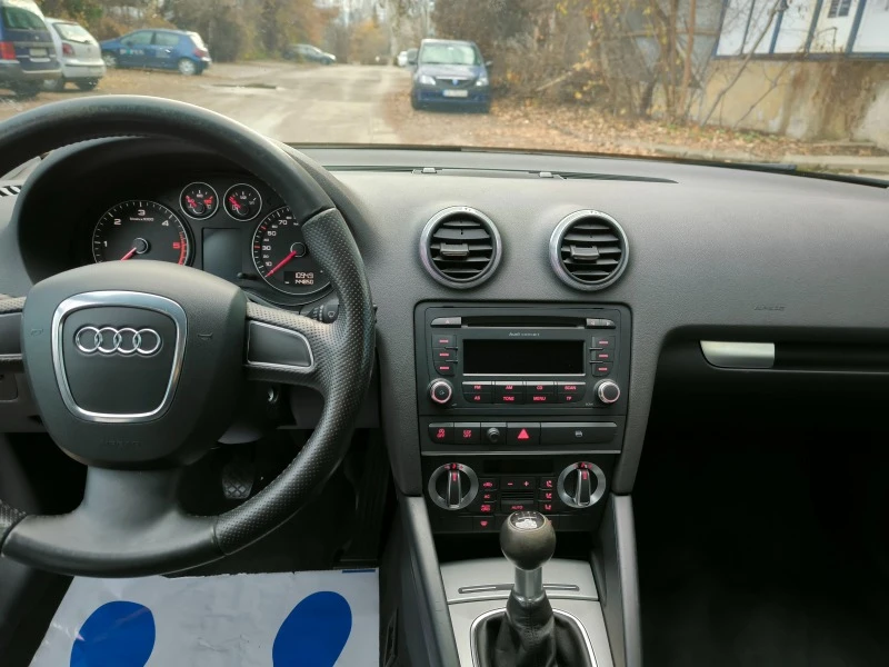 Audi A3 1.6TDI, снимка 10 - Автомобили и джипове - 47245251