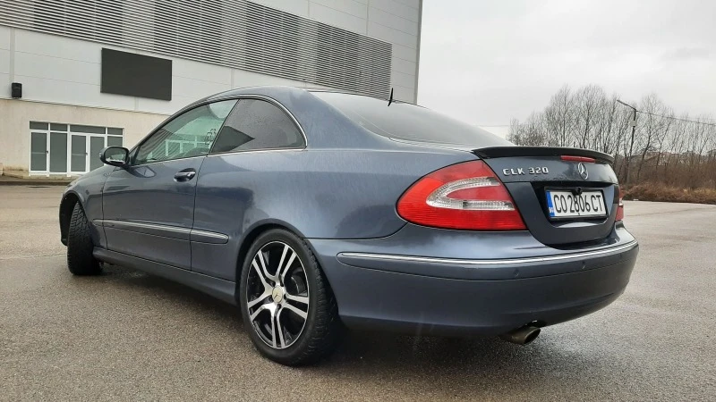 Mercedes-Benz CLK 320i, снимка 2 - Автомобили и джипове - 47537095