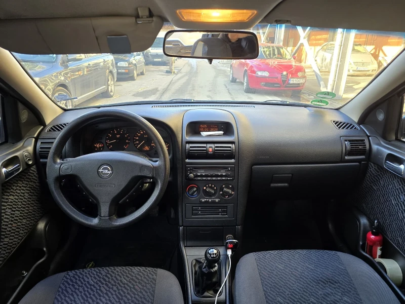 Opel Astra 1.6i LPG, снимка 11 - Автомобили и джипове - 47619776