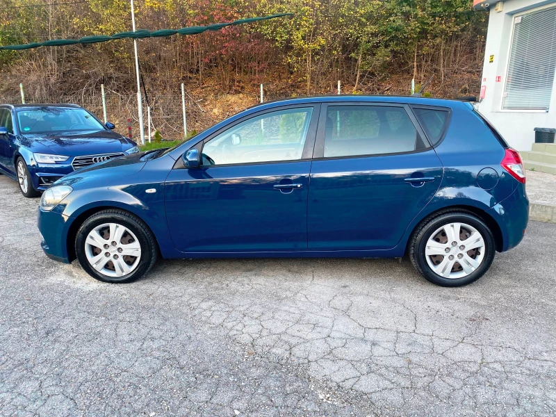 Kia Ceed 1.4I+ ГАЗ!!!, снимка 7 - Автомобили и джипове - 47878225