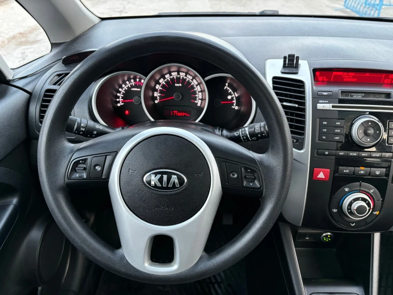 Kia Venga 1, 4  i + GPL , снимка 9 - Автомобили и джипове - 48104372