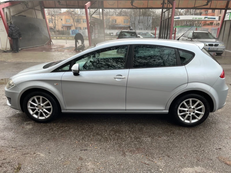 Seat Leon 1.6, снимка 3 - Автомобили и джипове - 48288903