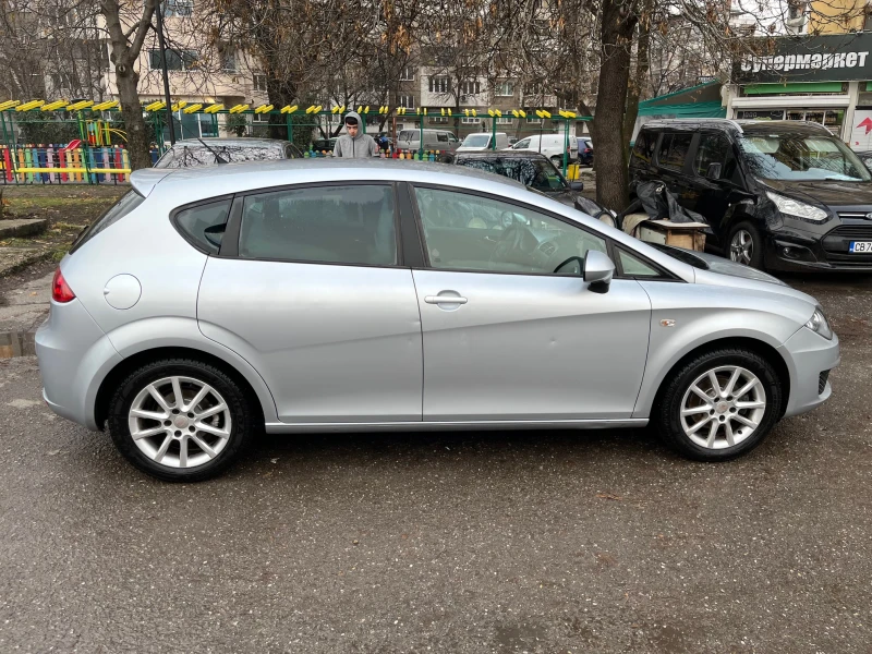 Seat Leon 1.6, снимка 7 - Автомобили и джипове - 48288903