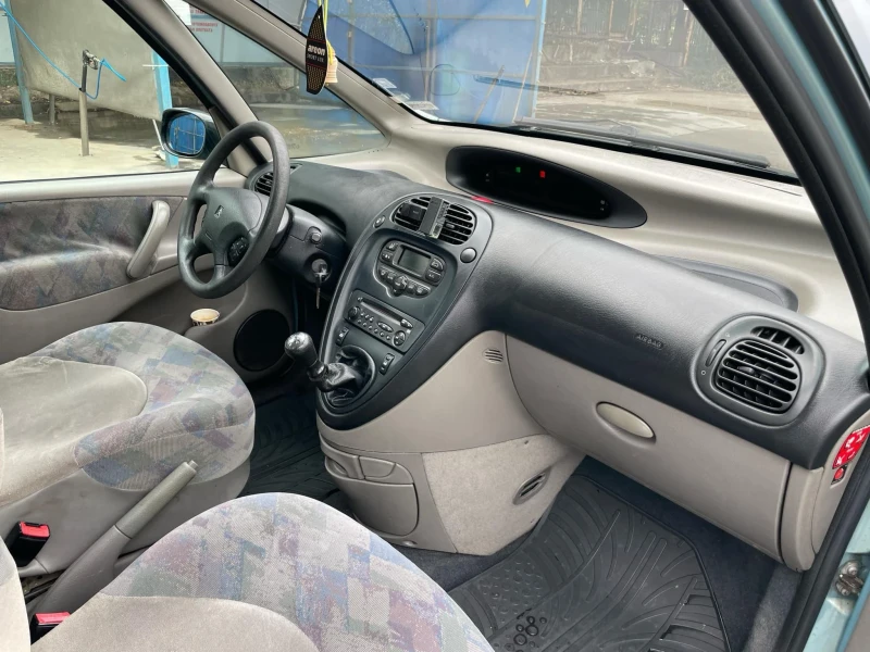 Citroen Xsara picasso, снимка 9 - Автомобили и джипове - 49073323