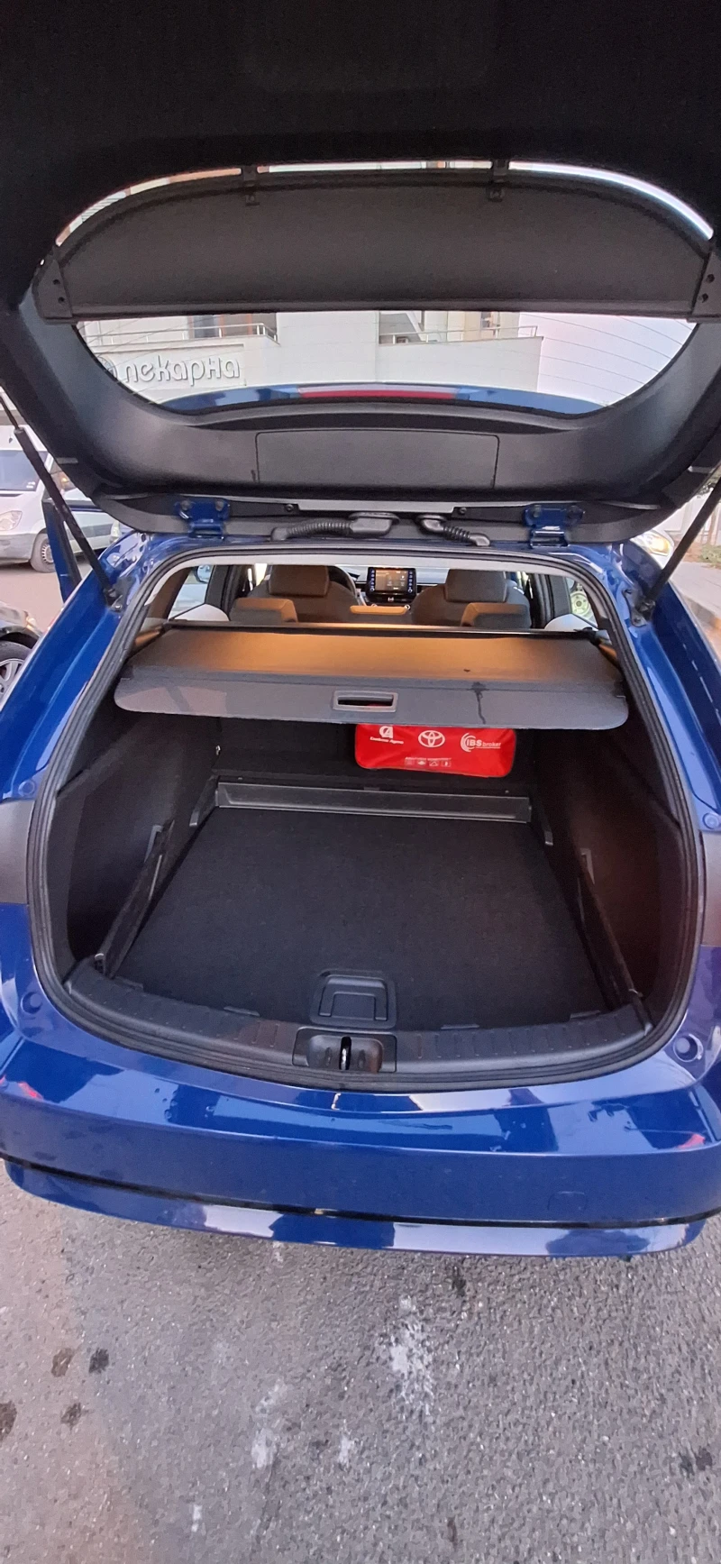 Toyota Corolla, снимка 4 - Автомобили и джипове - 51521844