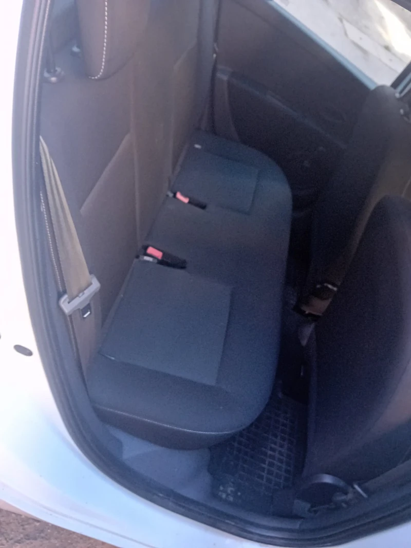 Renault Clio, снимка 9 - Автомобили и джипове - 51772413