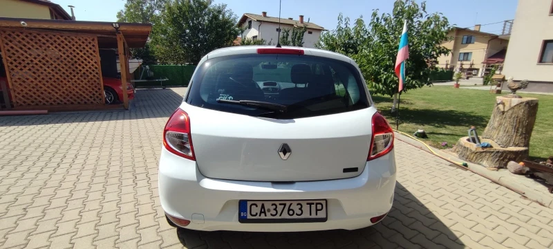Renault Clio, снимка 4 - Автомобили и джипове - 51772413